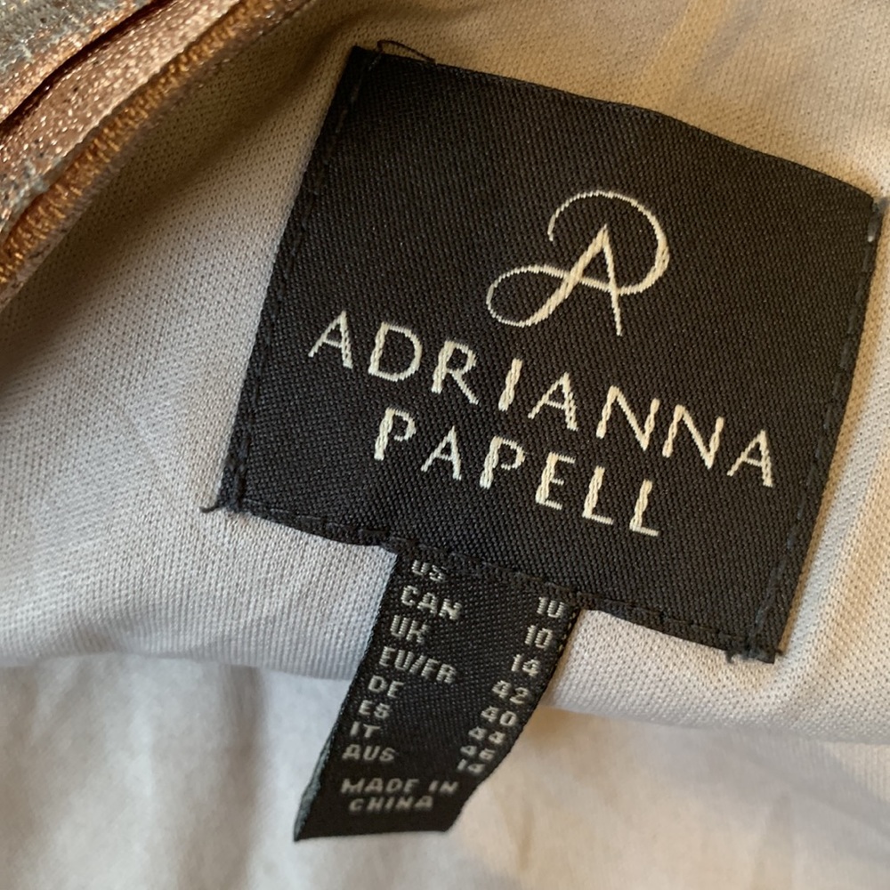 ADRIANNA PAPELL Silver Multi Pleated Foil One Shoulder Dress - Picture 4 of 10